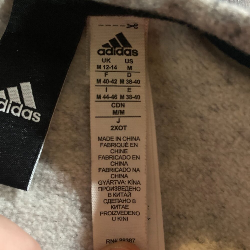 Womans medium Adidas sweater - Picture 4 of 4